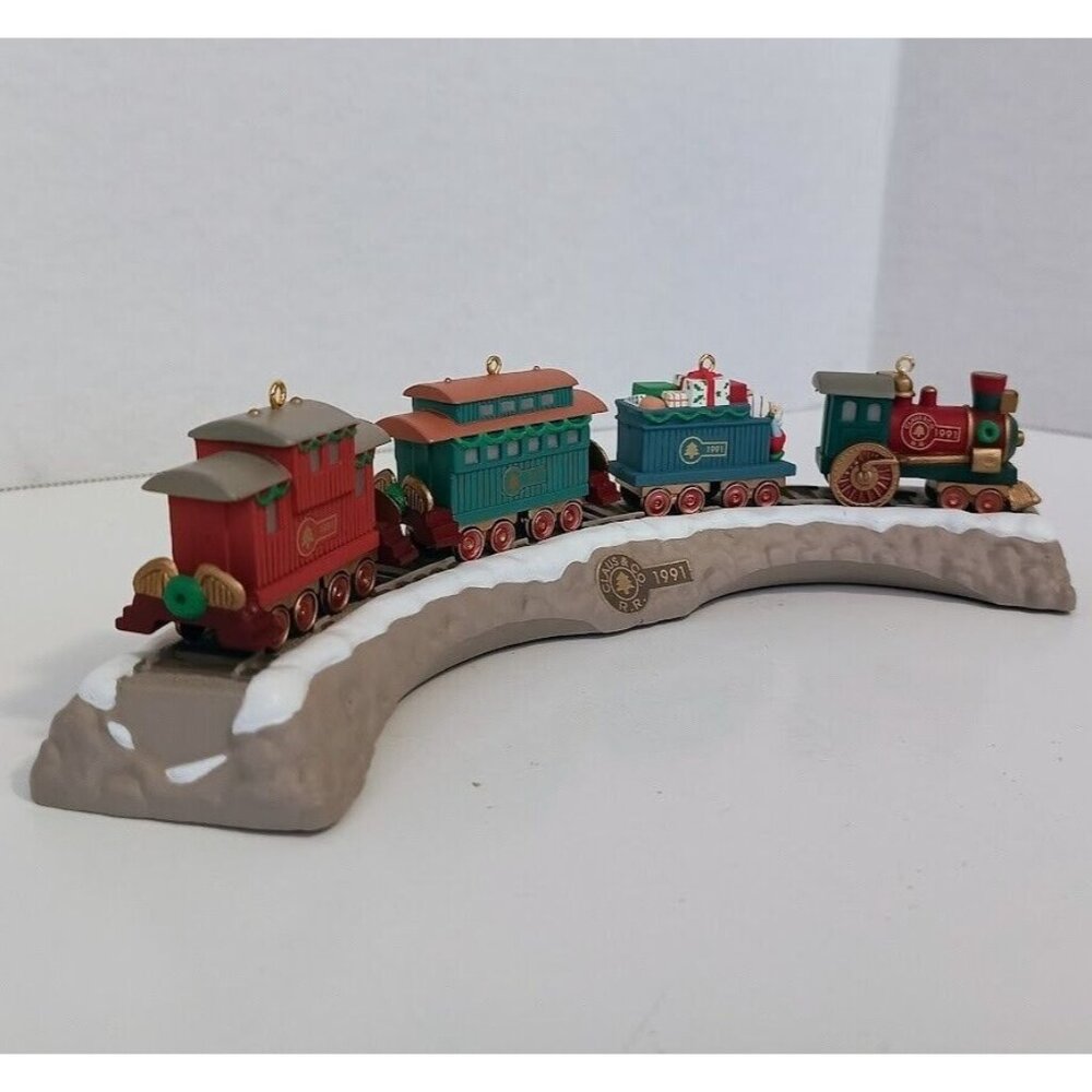 Hallmark Keepsake 1991 Claus & Co. R.R. Train Ornament Set w/ Track - Festive Ho